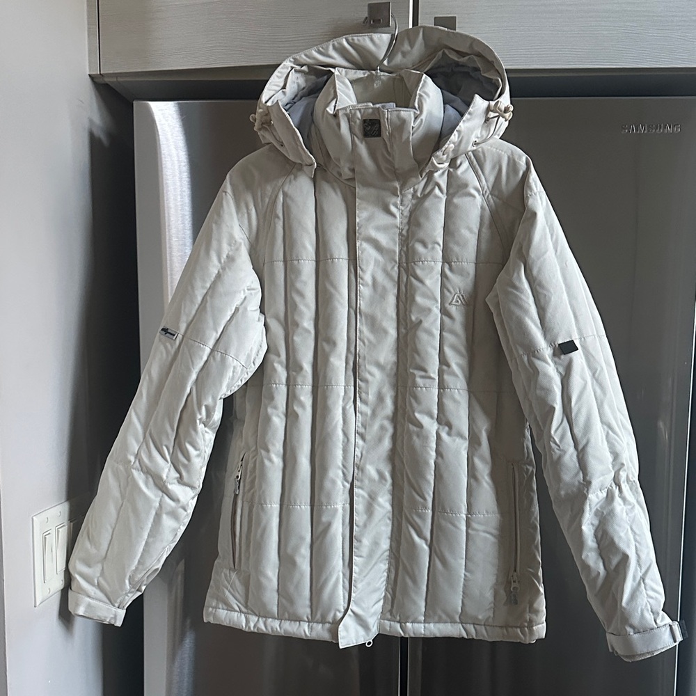 NWOT Allyance Transport Urban Series Women's Down Ski Snowboard Jacket size M